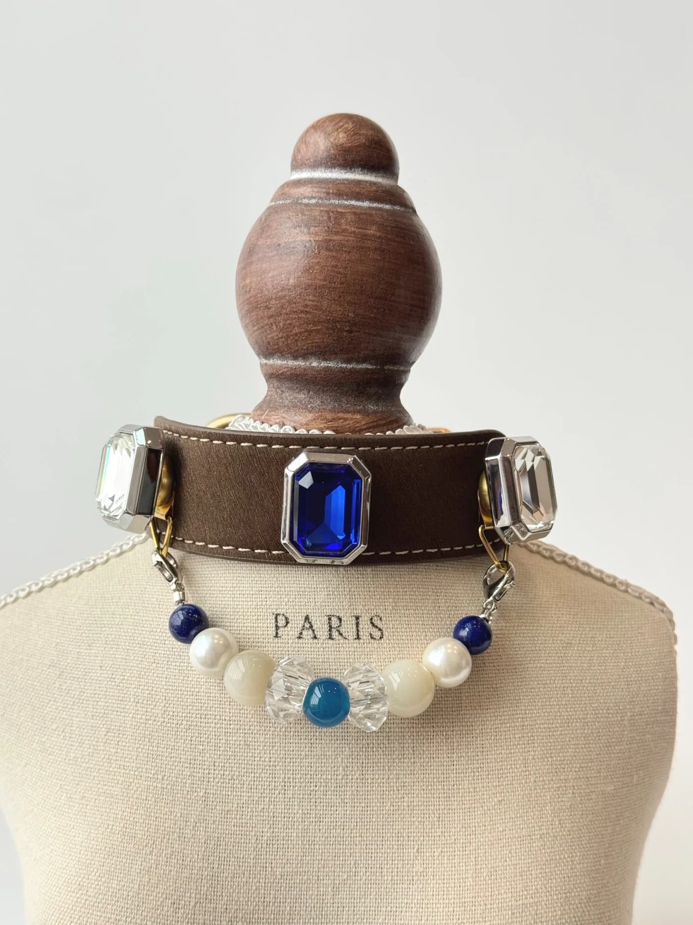 Blauer-Achat-und-Perlen-Halsband
